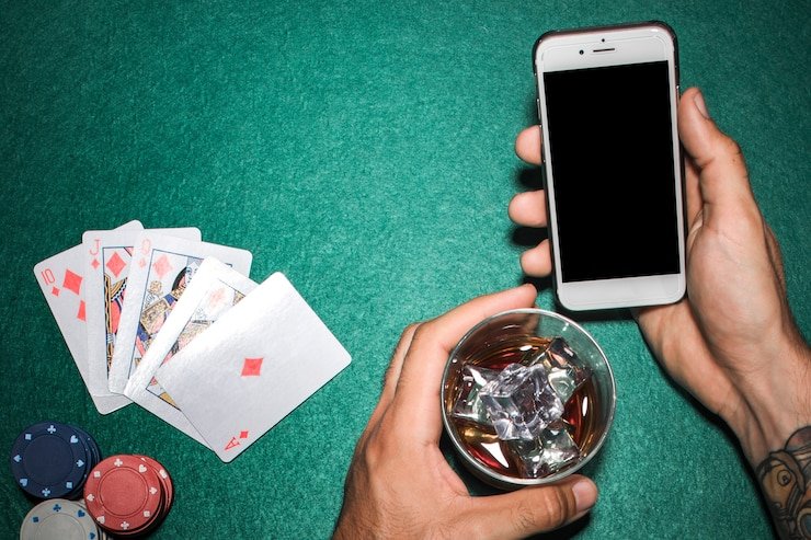Antarmuka Dragon Fishing di aplikasi mobile liga toto menampilkan meriam, ikan target, dan kontrol taruhan